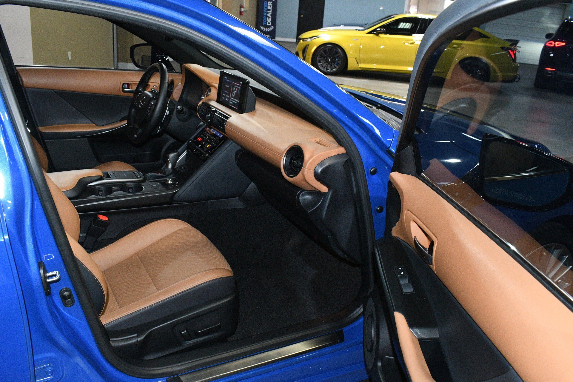 Used 2023 Lexus IS 300 w/ Premium Package RWD image 46