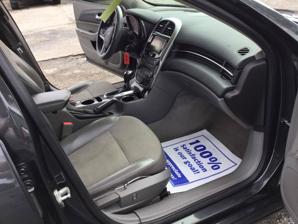 Used 2015 Chevrolet Malibu LT w/ Power Convenience Package FWD image 33
