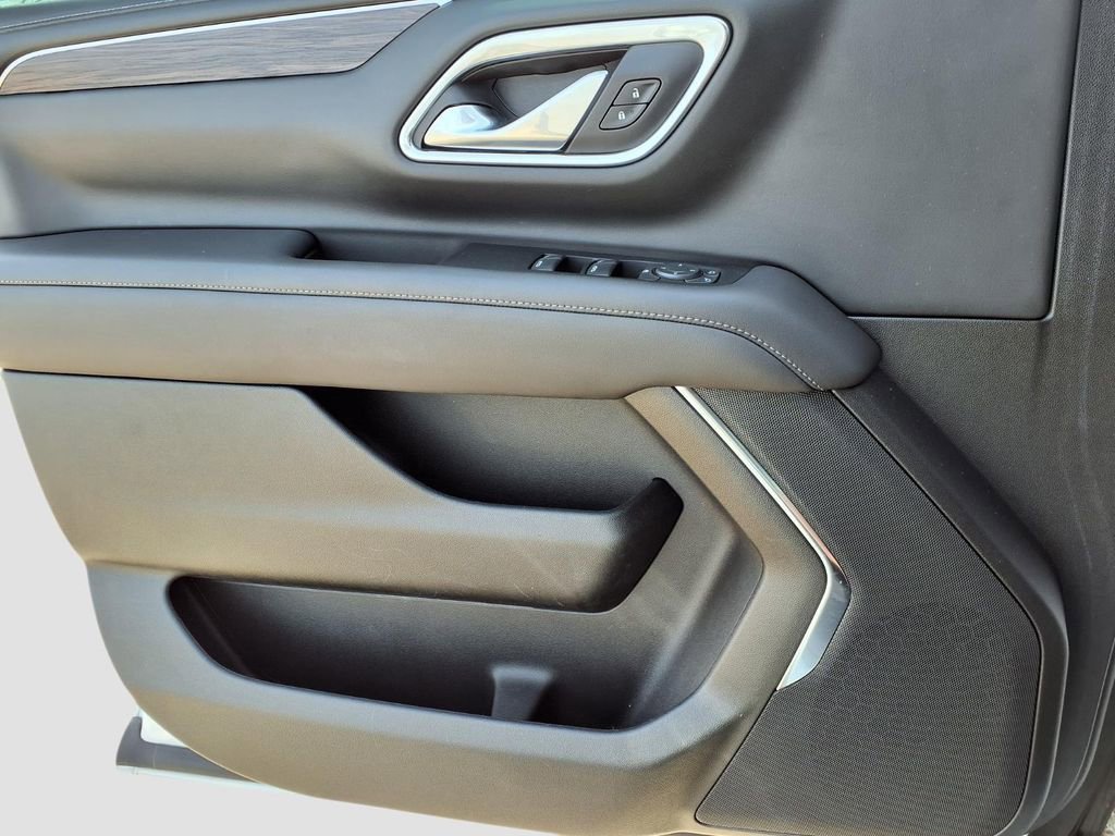 Used 2021 Chevrolet Suburban LS image 22