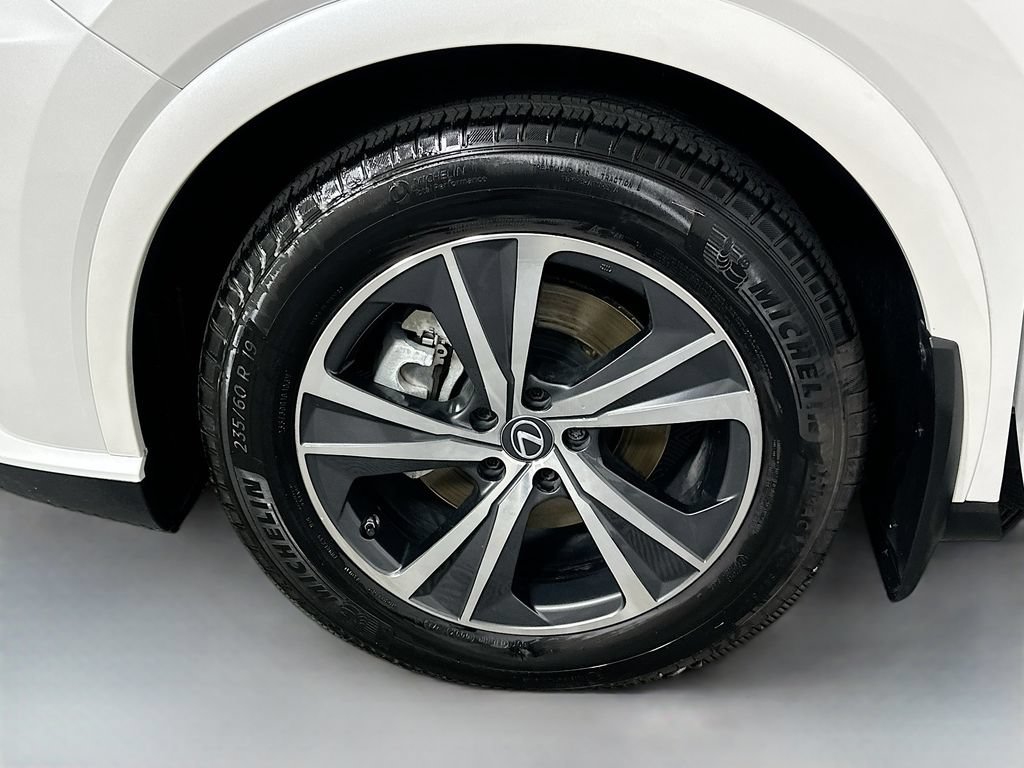 Used 2024 Lexus RX 350h w/ Accessory Package (Z1) AWD/4WD image 32