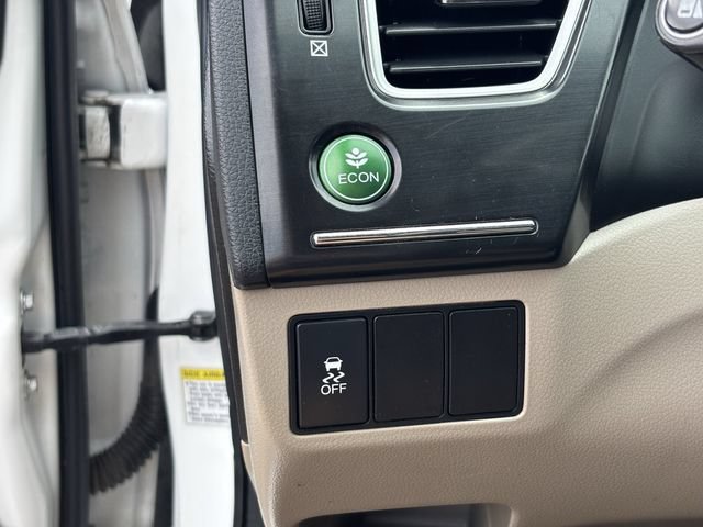Used 2015 Honda Civic SE image 31