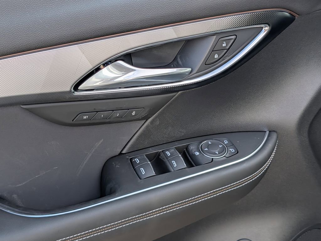 New 2026 Buick Envision Sport Touring image 9