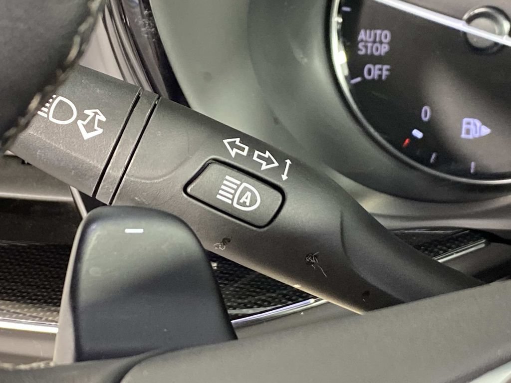 Used 2023 Buick Envision Preferred AWD/4WD image 18
