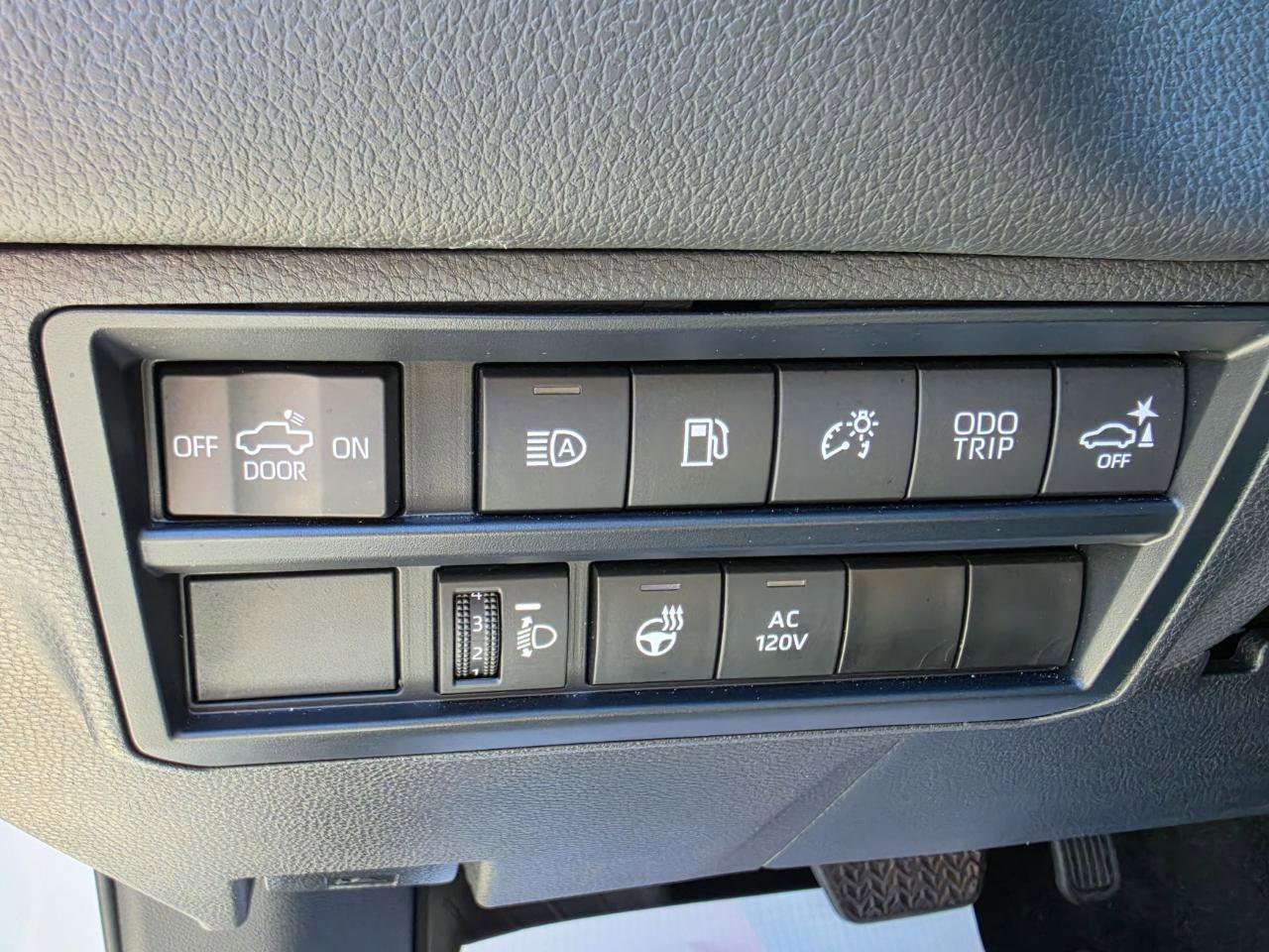 Used 2024 Toyota Tundra Limited w/ Power Package RWD image 25