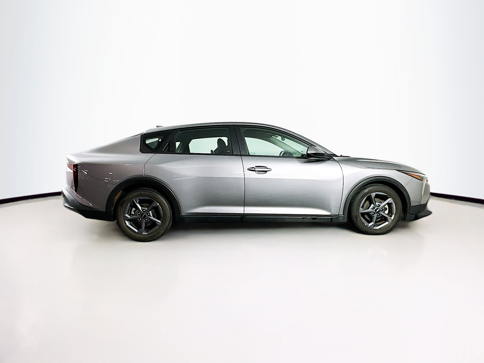 Used 2025 Kia K4 LXS image 10