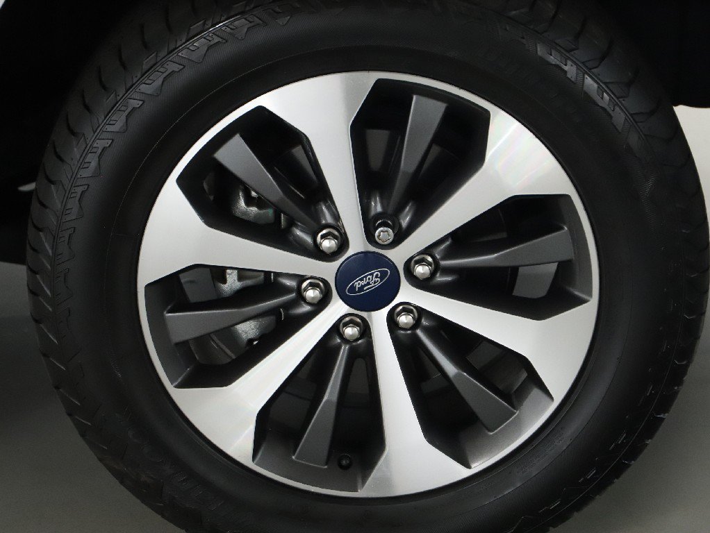 Used 2020 Ford F150 XL w/ Equipment Group 101A Mid AWD/4WD image 10