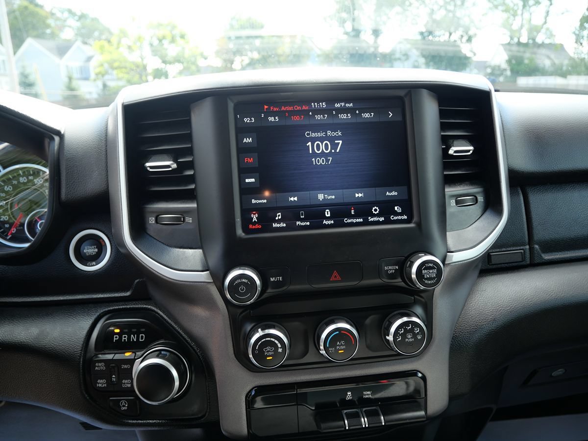 Used 2020 RAM 1500 Big Horn AWD/4WD image 14