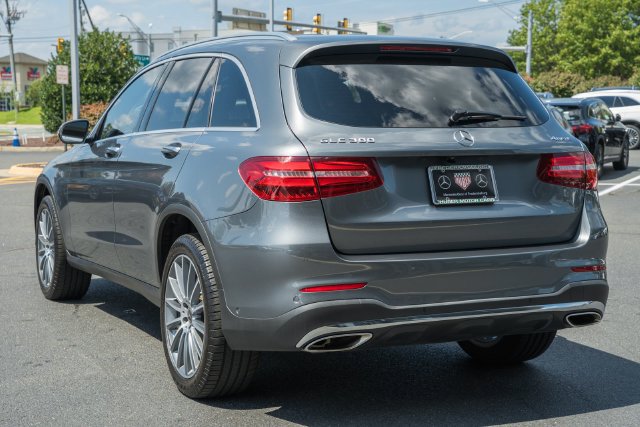 Used 2019 Mercedes-Benz GLC 300 4MATIC image 5