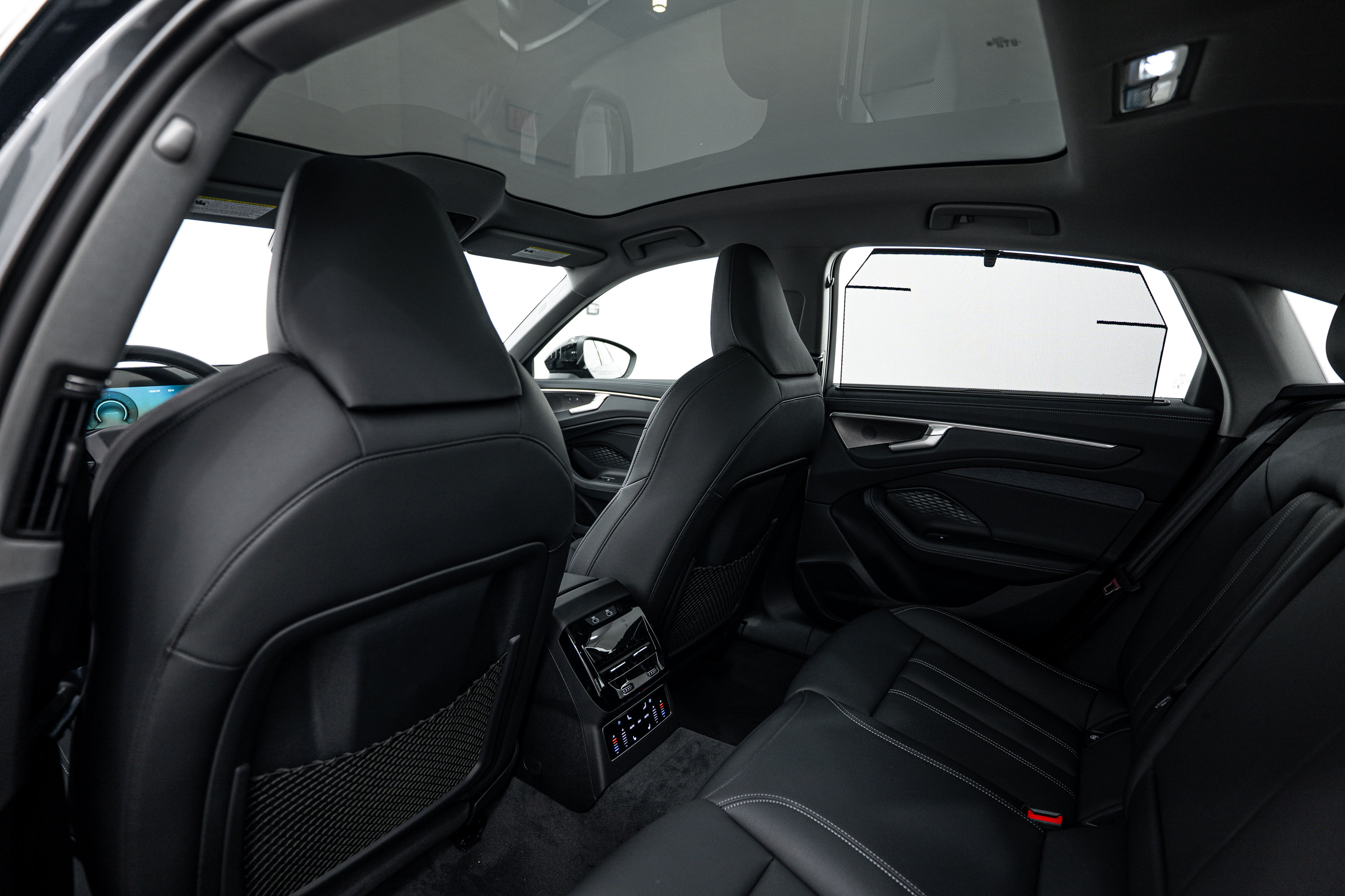 New 2026 Audi A6 Premium Plus AWD/4WD image 18