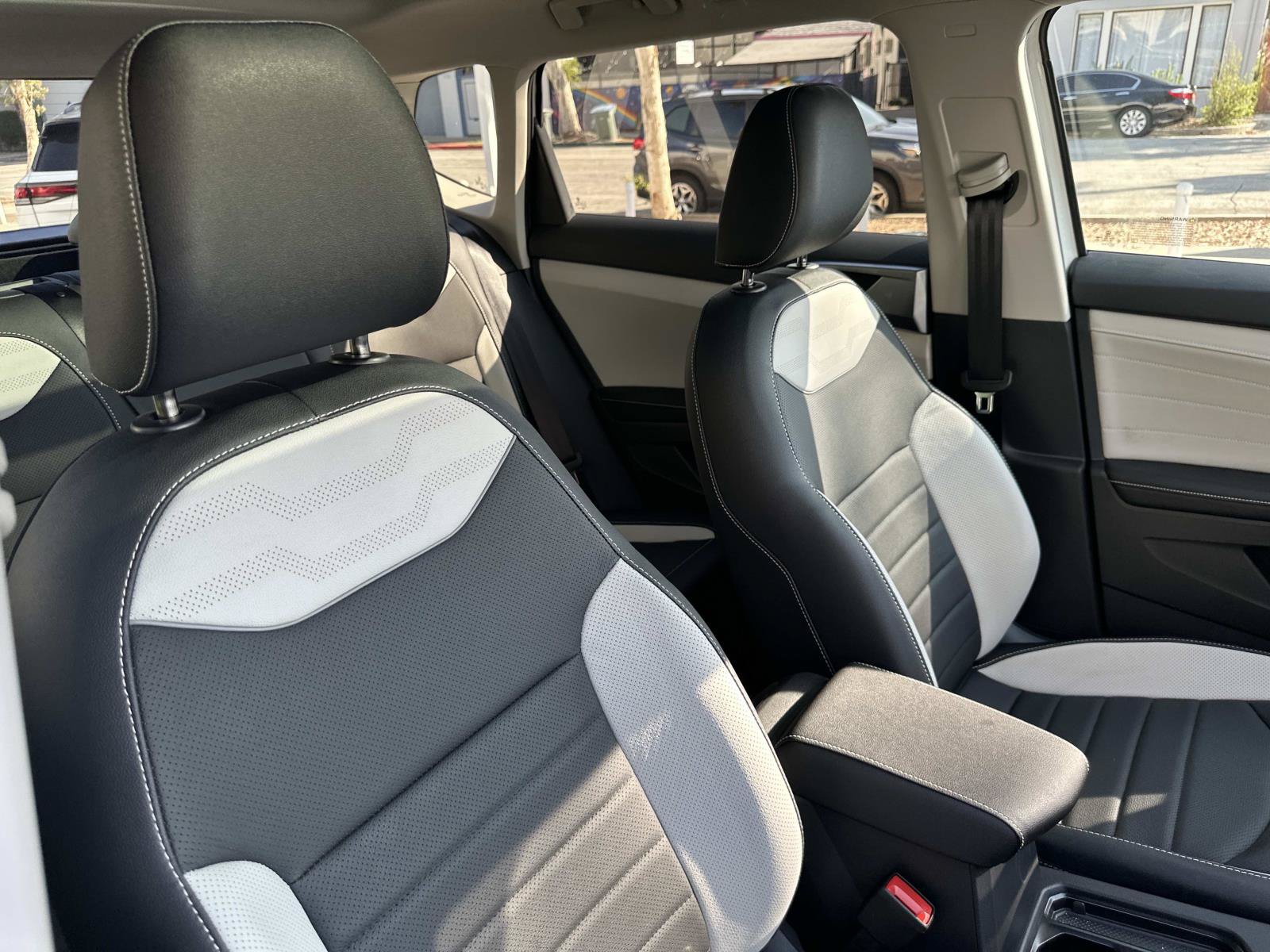 New 2027 Volkswagen Taos SEL AWD/4WD image 29