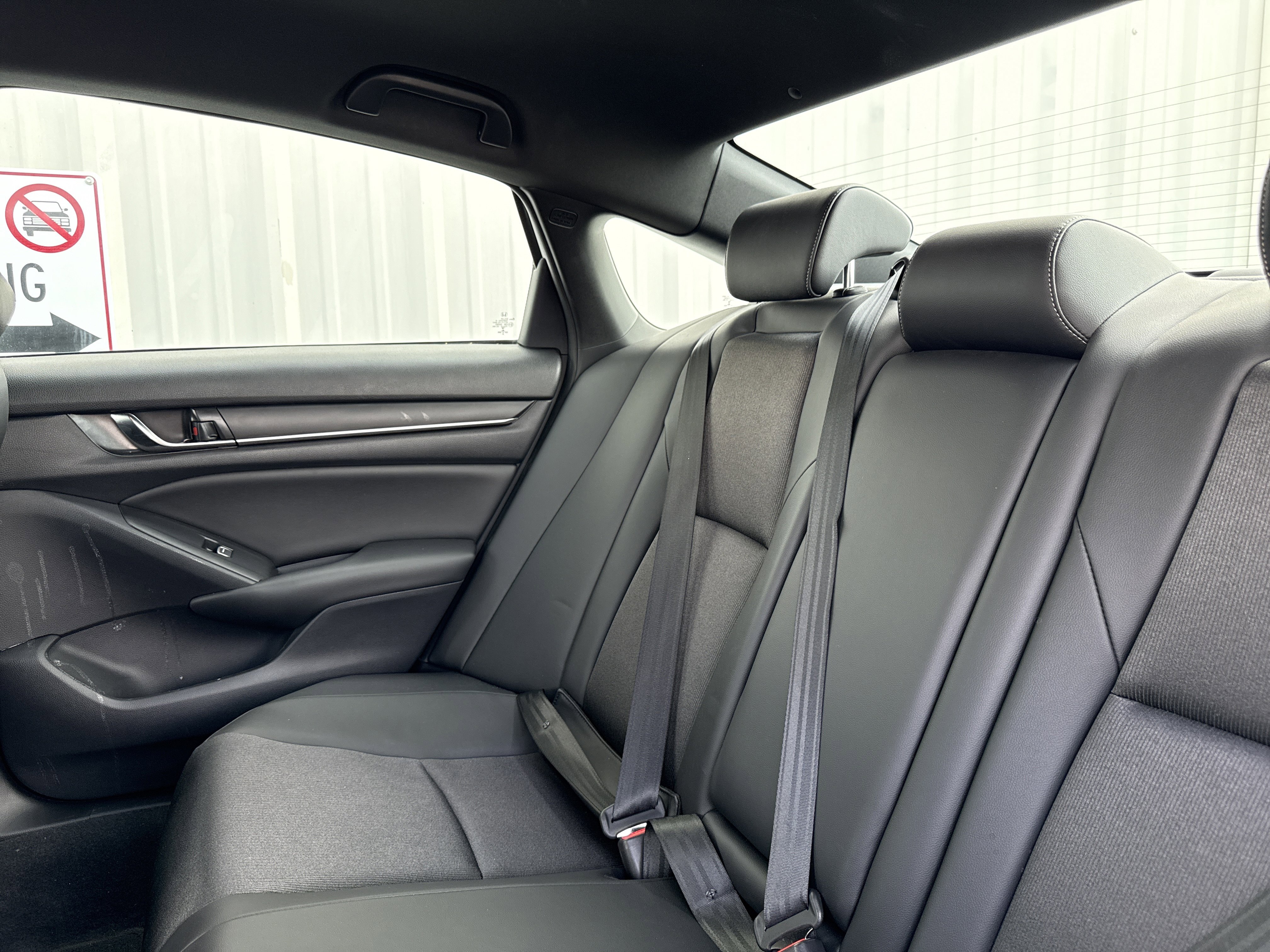 Used 2022 Honda Accord Sport image 25