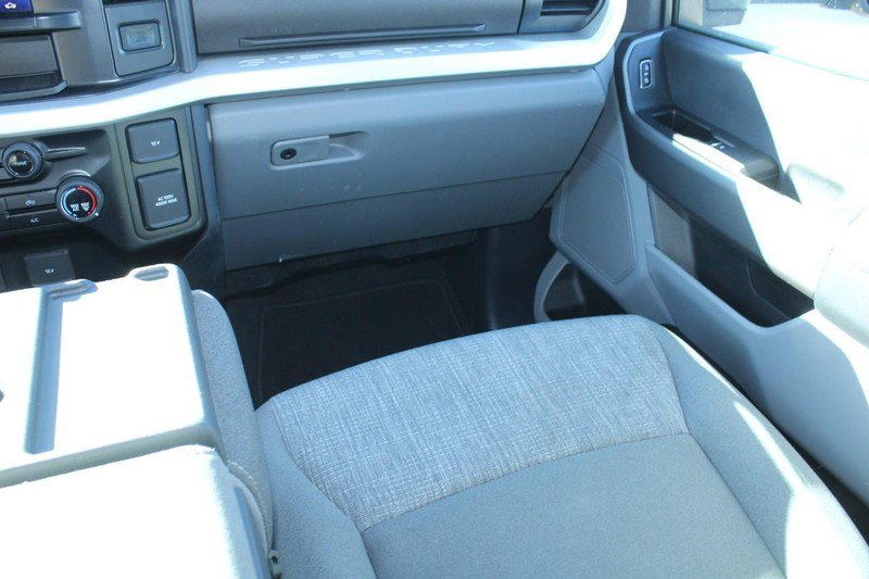 Used 2025 Ford F350 XLT image 13