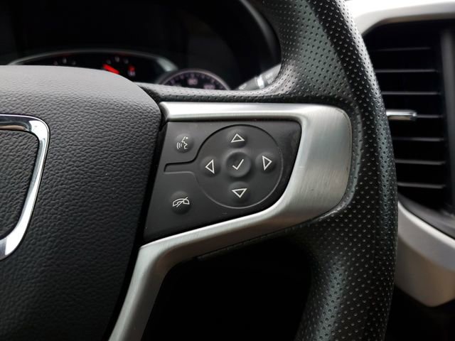 Used 2022 GMC Acadia SLE image 25