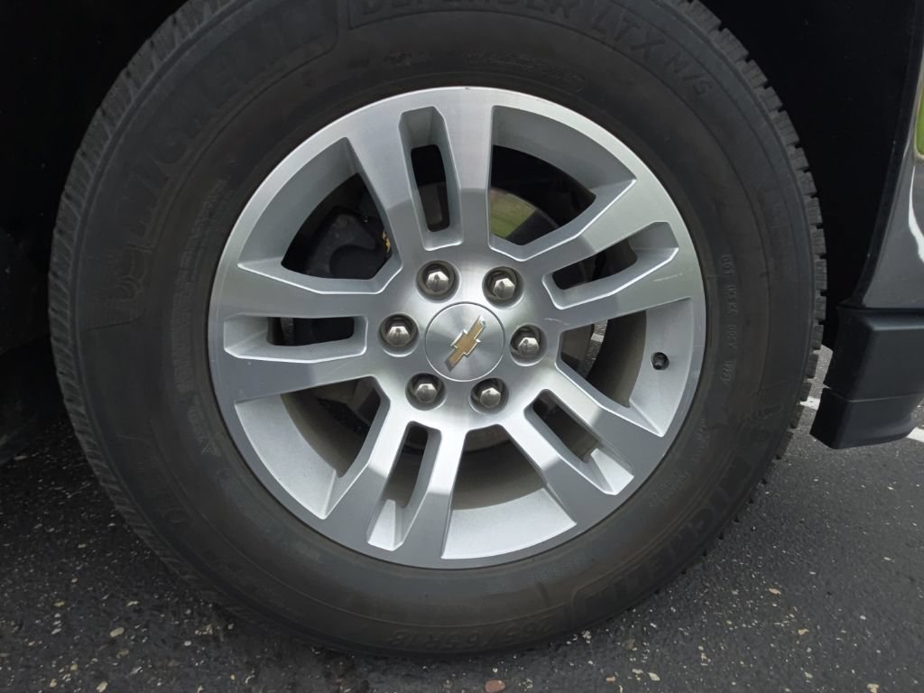 Used 2018 Chevrolet Silverado 1500 LT w/ All Star Edition AWD/4WD image 16