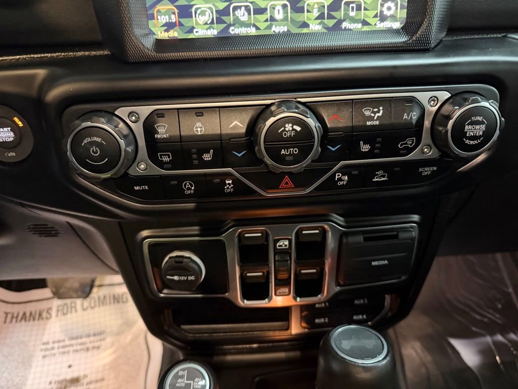 Used 2022 Jeep Wrangler Unlimited Sahara image 28