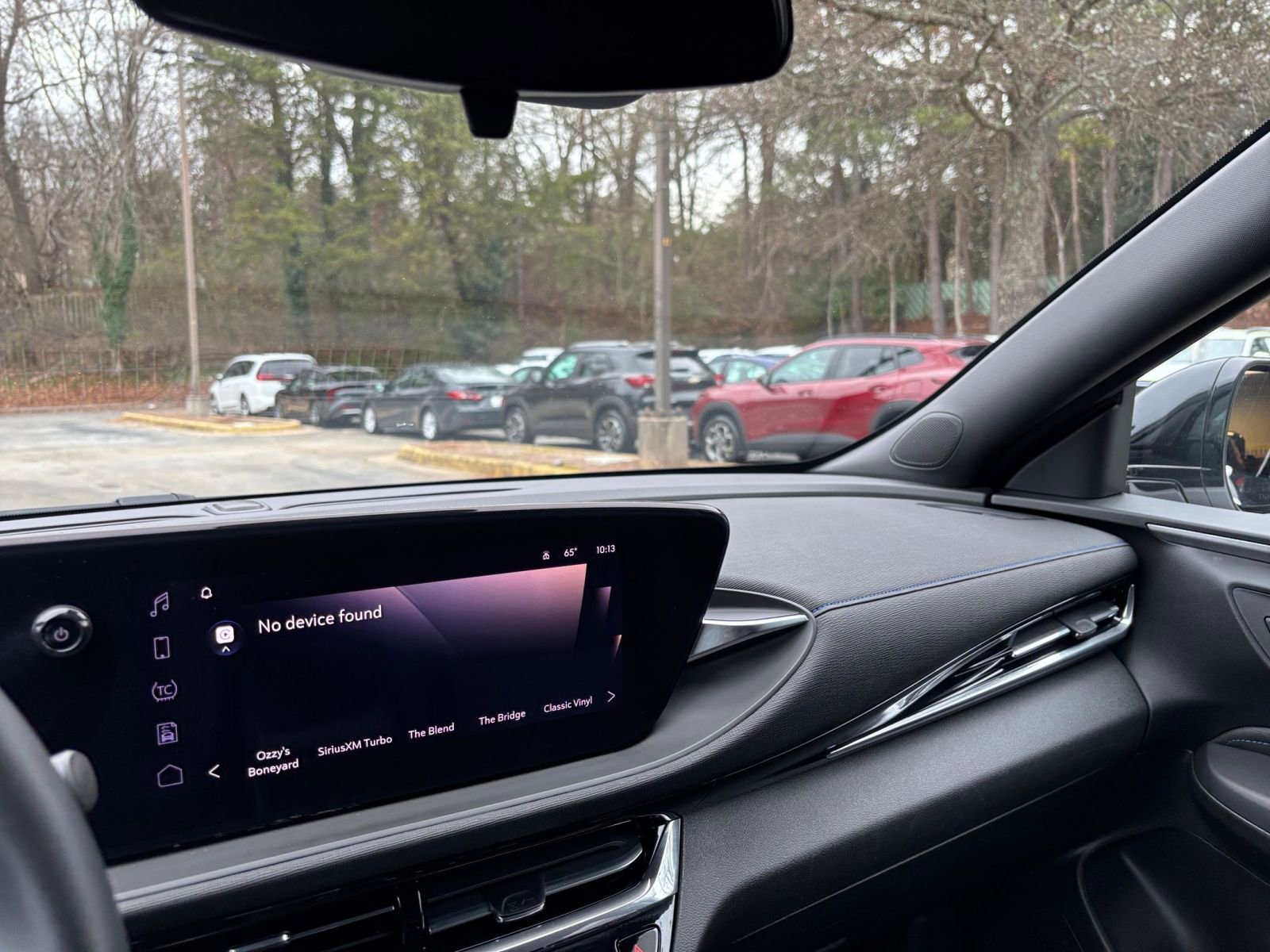 Used 2025 Buick Envista Sport Touring image 36