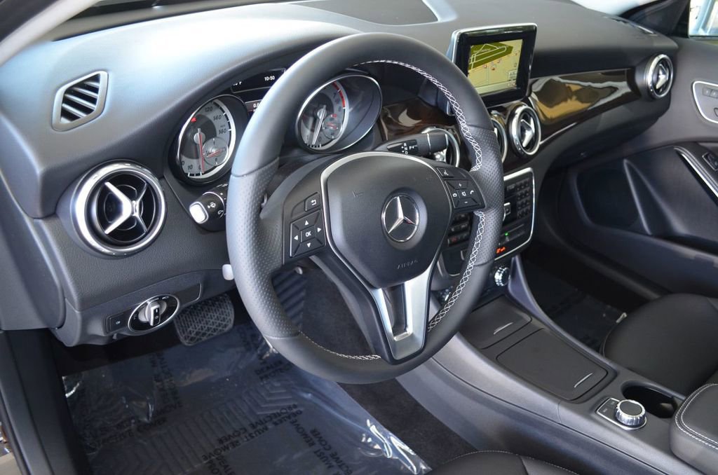 Used 2015 Mercedes-Benz GLA 250 image 13