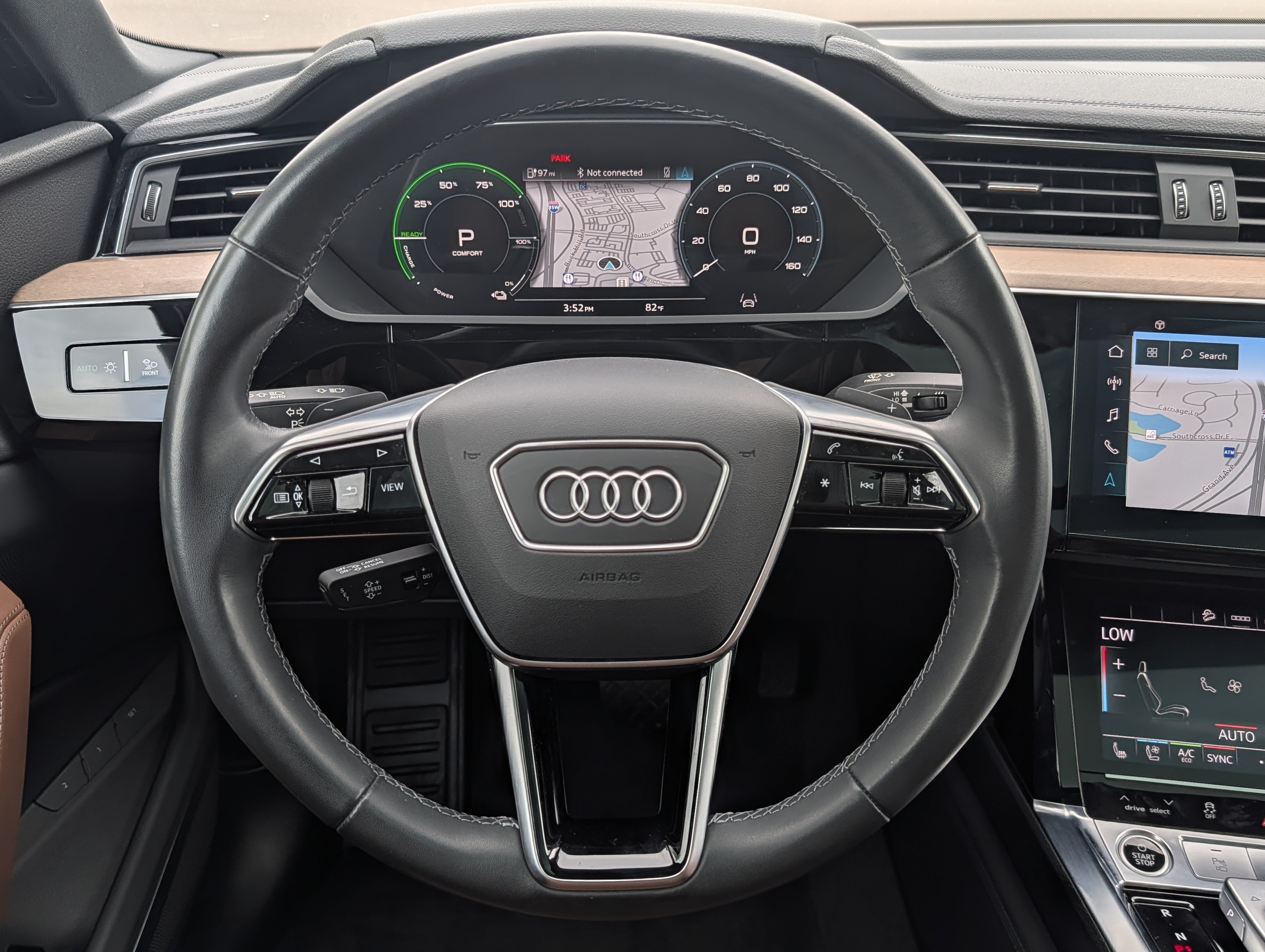 Used 2024 Audi Q8 e-tron Premium Plus w/ Premium Plus Package AWD/4WD image 20