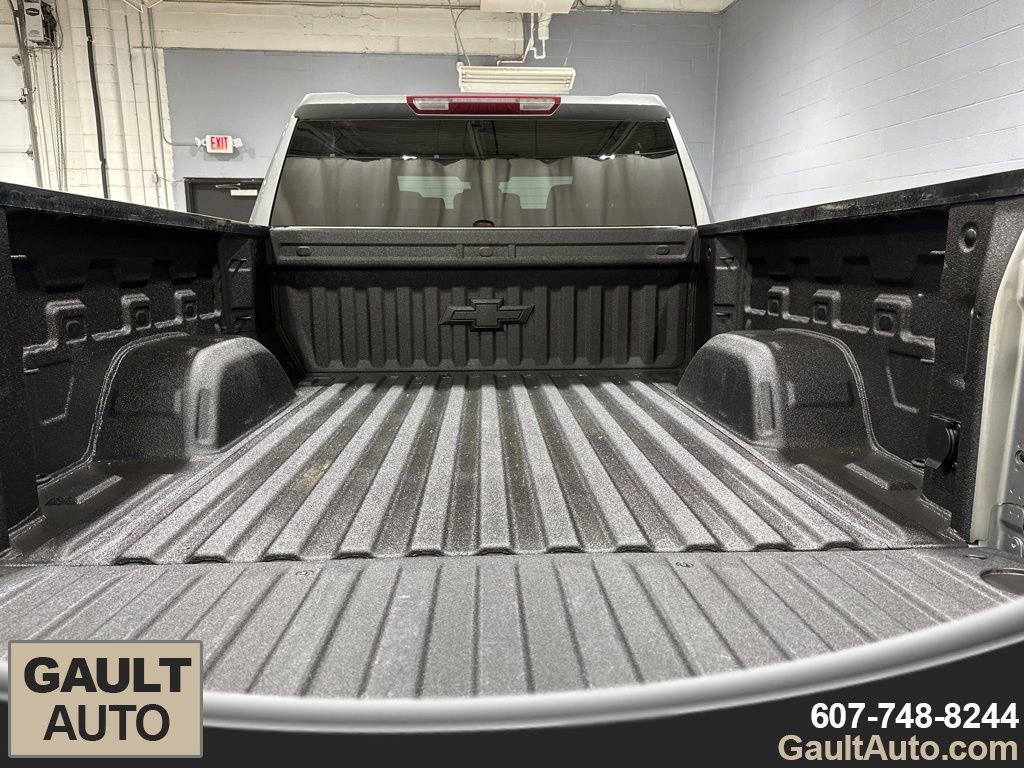 Used 2023 Chevrolet Silverado 1500 LT Trail Boss w/ Protection Package image 16