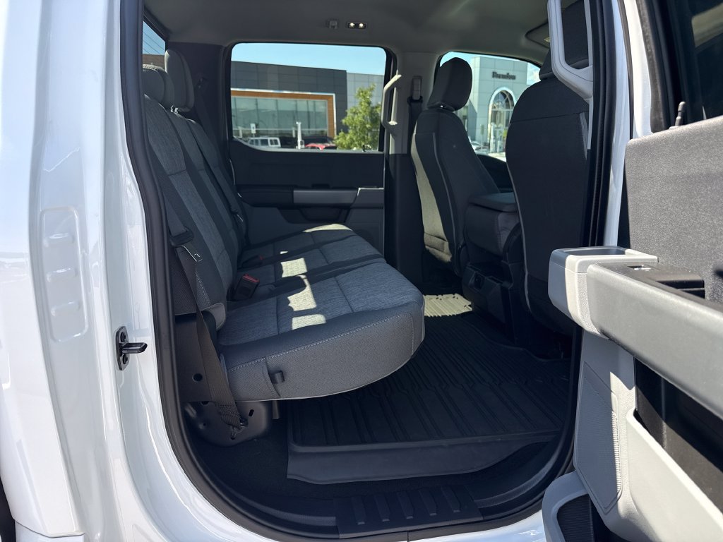 Used 2024 Ford F250 XL w/ STX Appearance Package AWD/4WD image 29
