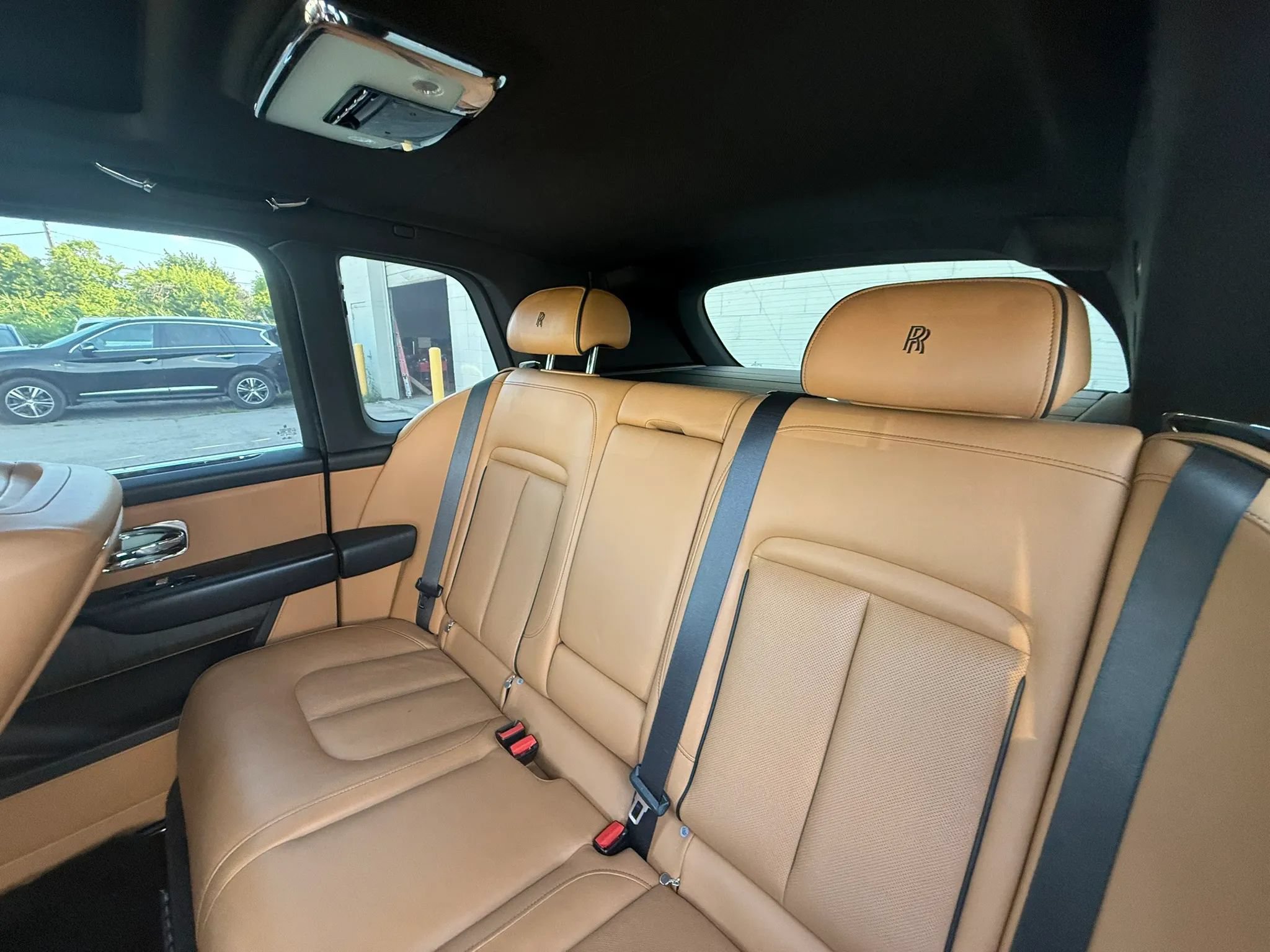 Used 2019 Rolls-Royce Cullinan AWD/4WD image 37