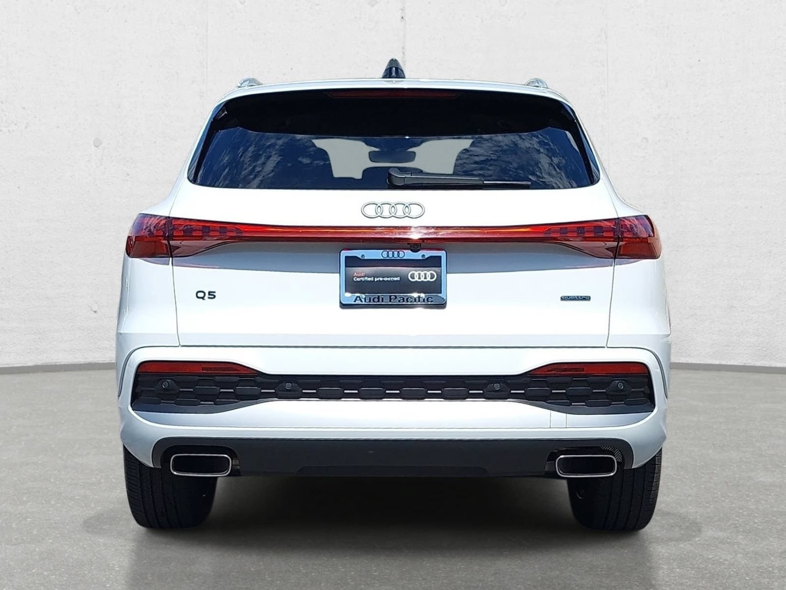 Used 2025 Audi Q5 Premium w/ Convenience Package AWD/4WD image 6