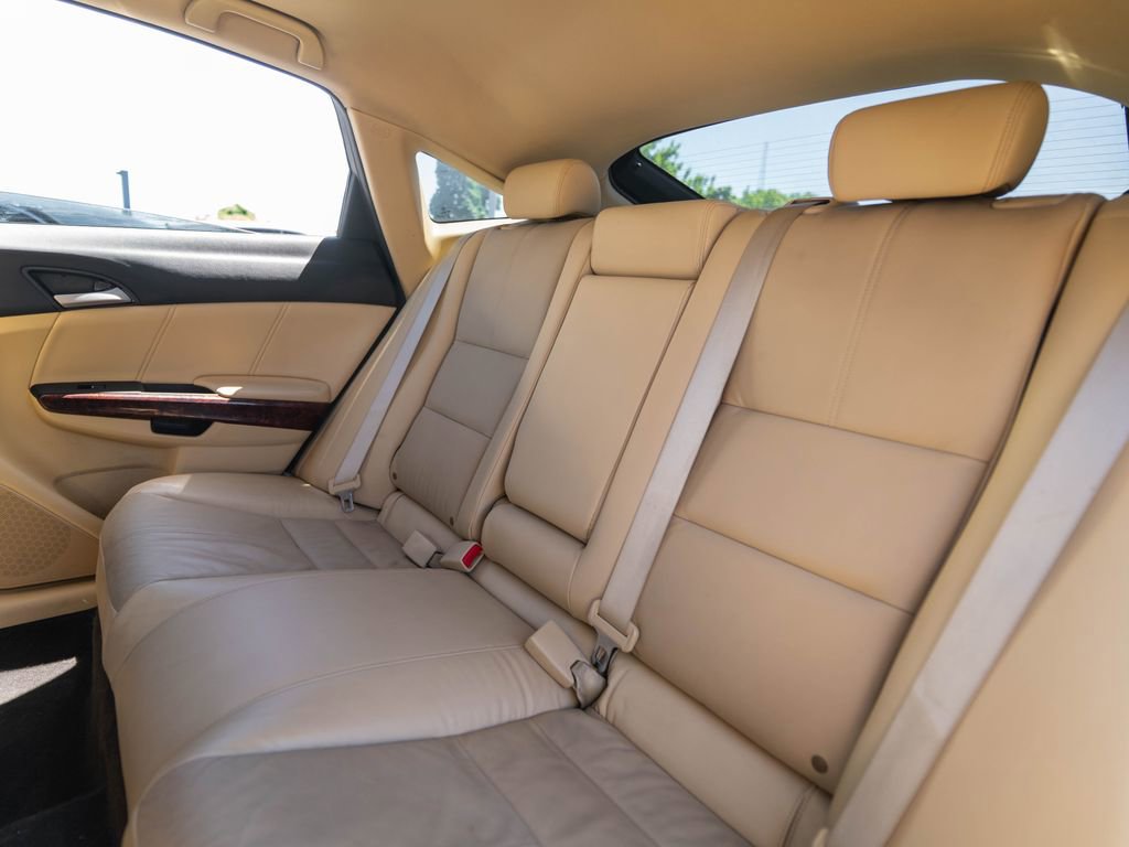 Used 2012 Honda Crosstour EX-L image 37