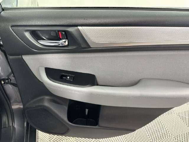 Used 2018 Subaru Legacy 2.5i Premium AWD/4WD image 24