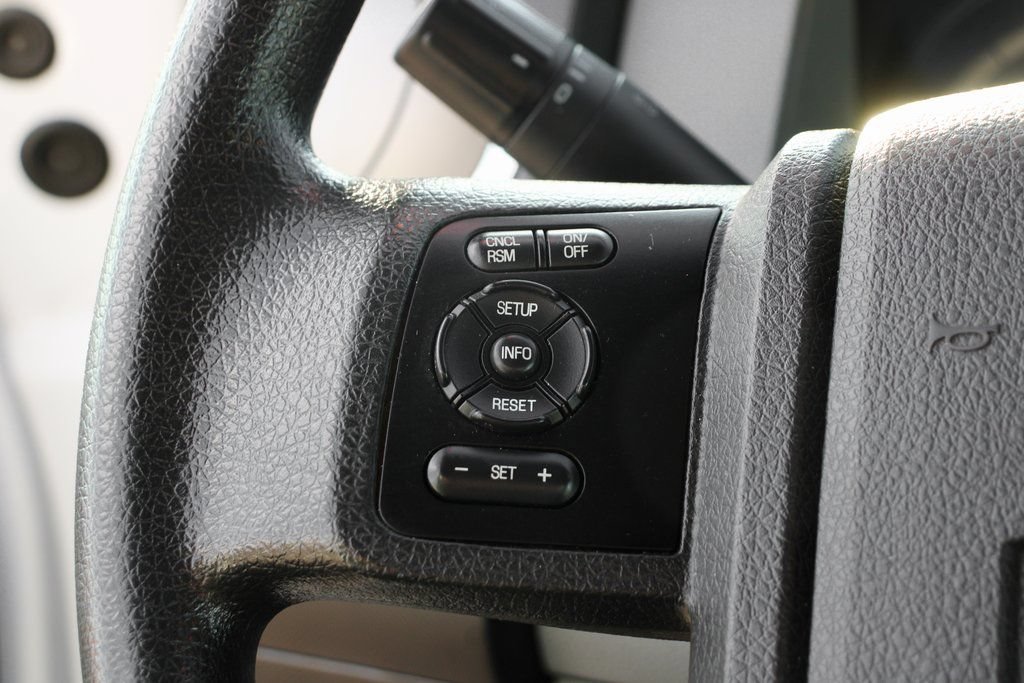 Used 2019 Ford F750 2WD Regular Cab Super Duty image 33