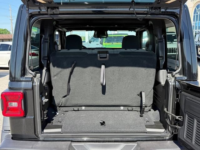 New 2025 Jeep Wrangler Rubicon AWD/4WD image 4
