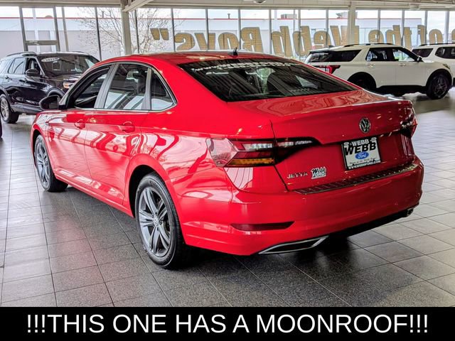 Used 2019 Volkswagen Jetta R-Line w/ R-Line Cold Weather Package image 5