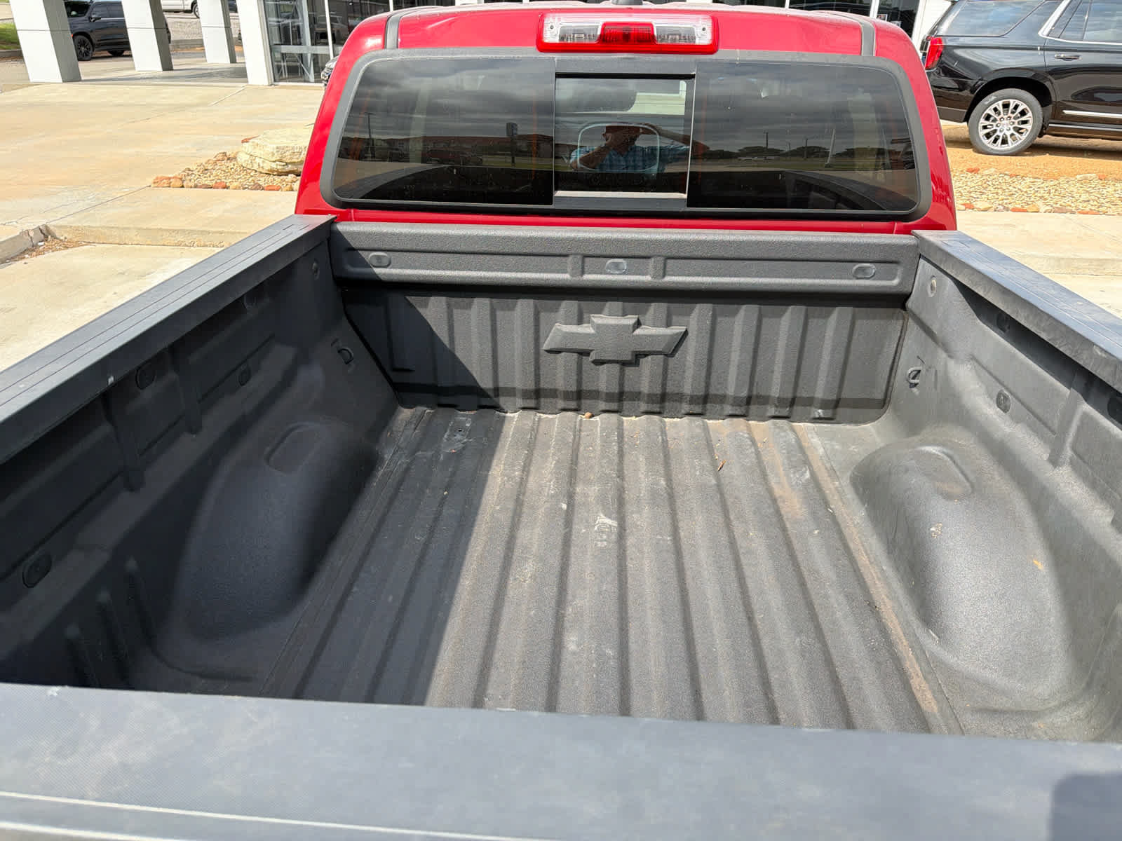 Used 2021 Chevrolet Colorado LT w/ LT Convenience Package AWD/4WD image 7