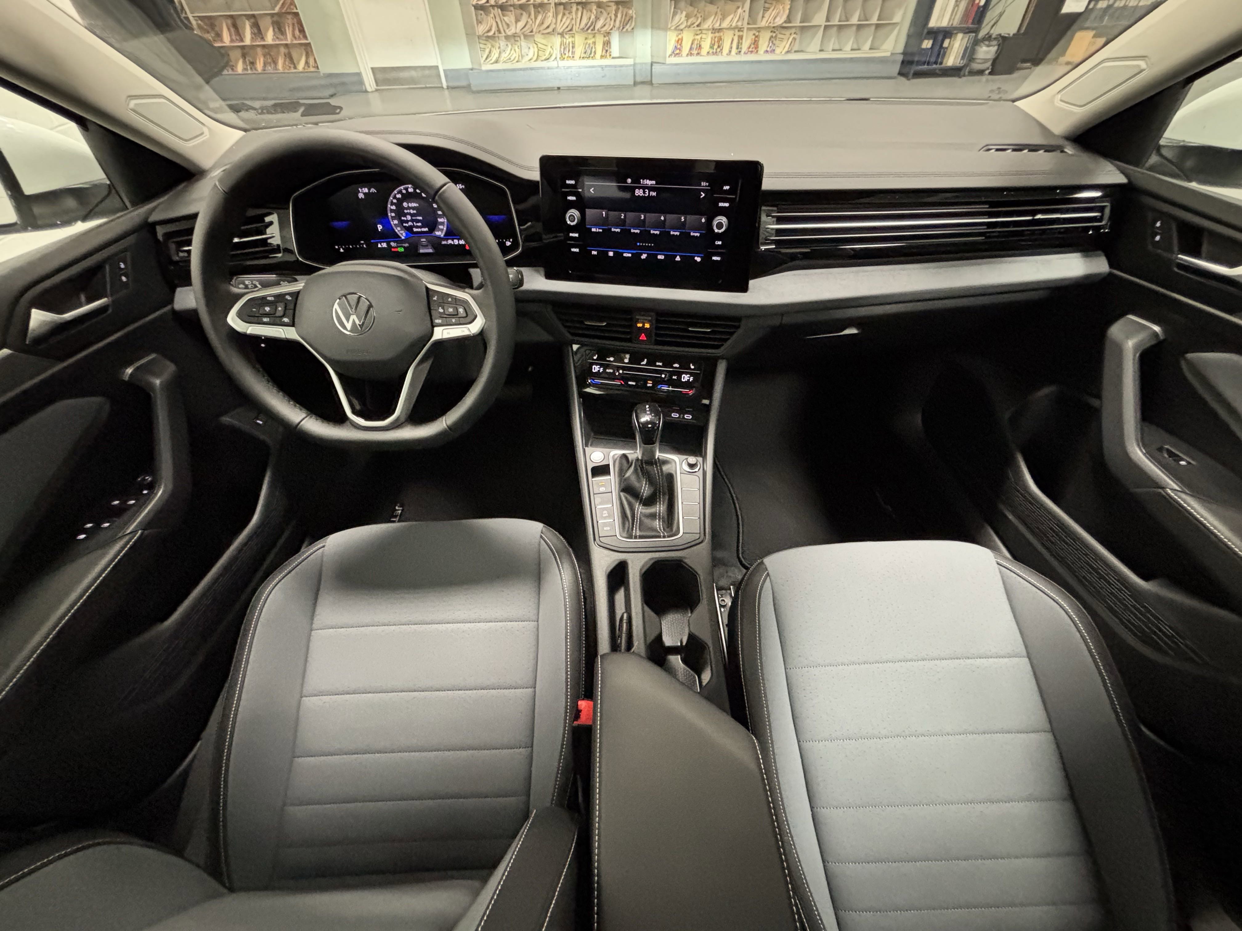 New 2025 Volkswagen Jetta SE image 15