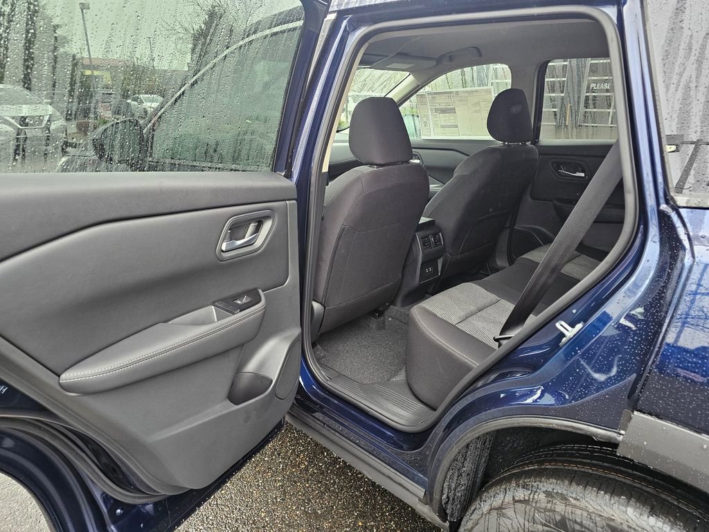 New 2026 Nissan Rogue SV AWD/4WD image 12