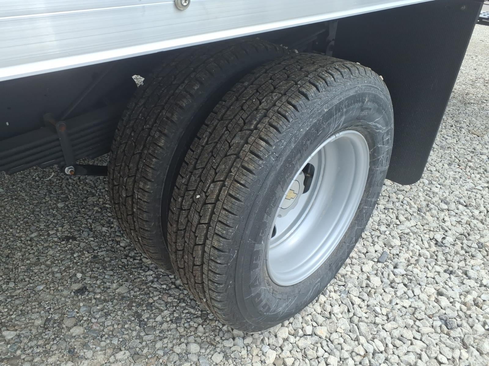 New 2026 Chevrolet Express 4500 w/ Power Convenience Package RWD image 10