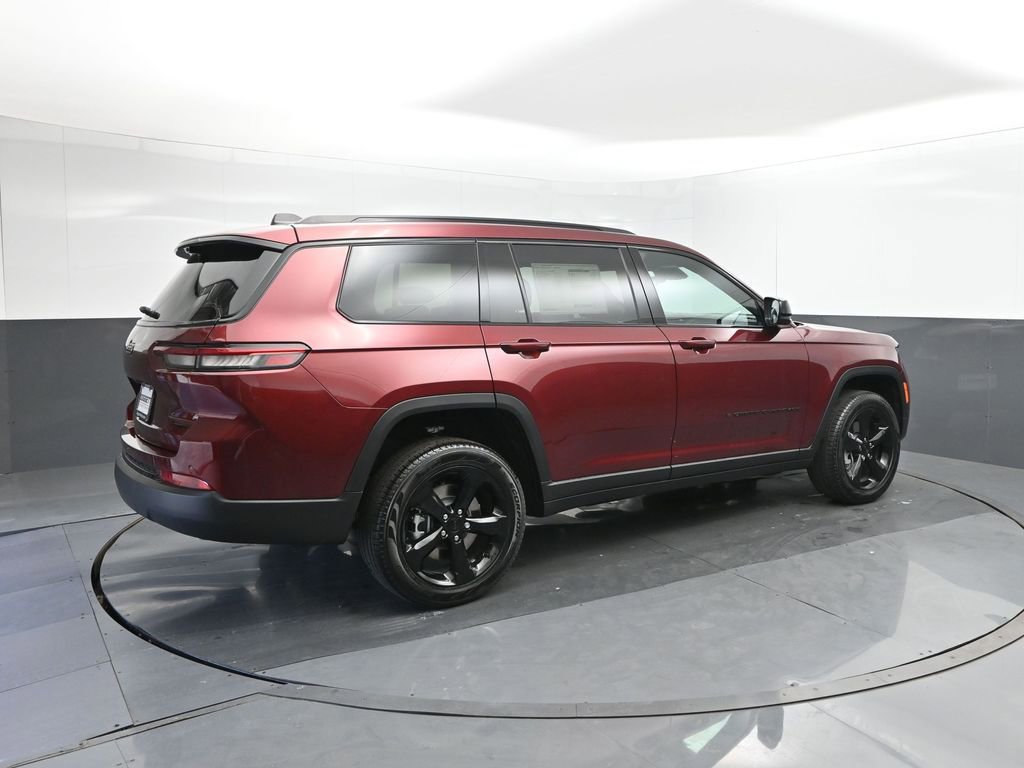 New 2025 Jeep Grand Cherokee L Limited w/ Luxury Tech Group II RWD image 15