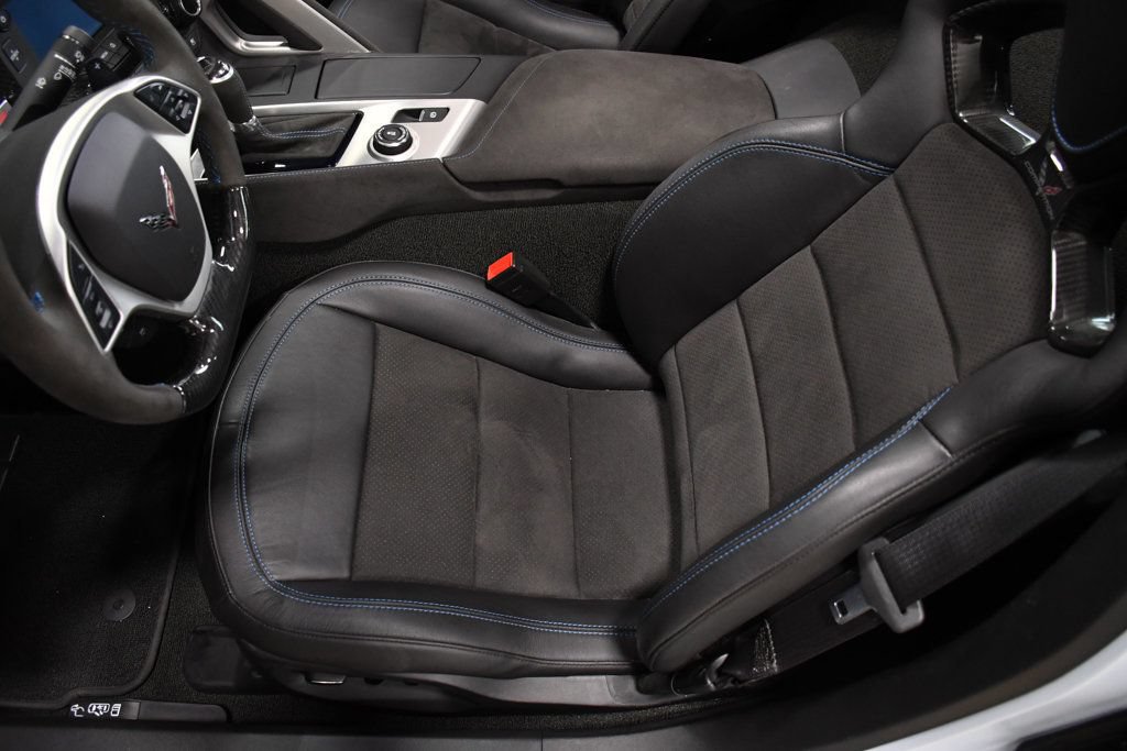 Used 2018 Chevrolet Corvette Grand Sport w/ Carbon 65 Edition RWD image 30