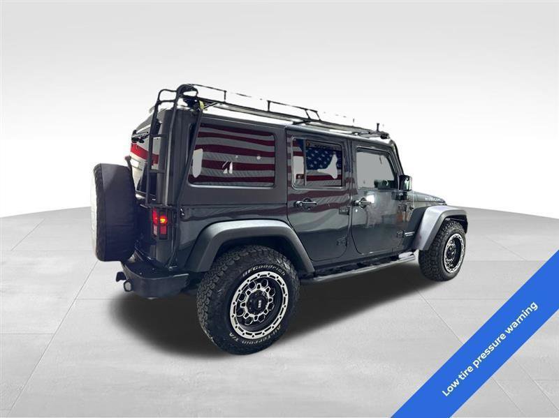 Used 2017 Jeep Wrangler Unlimited Rubicon w/ Max Tow Package image 5