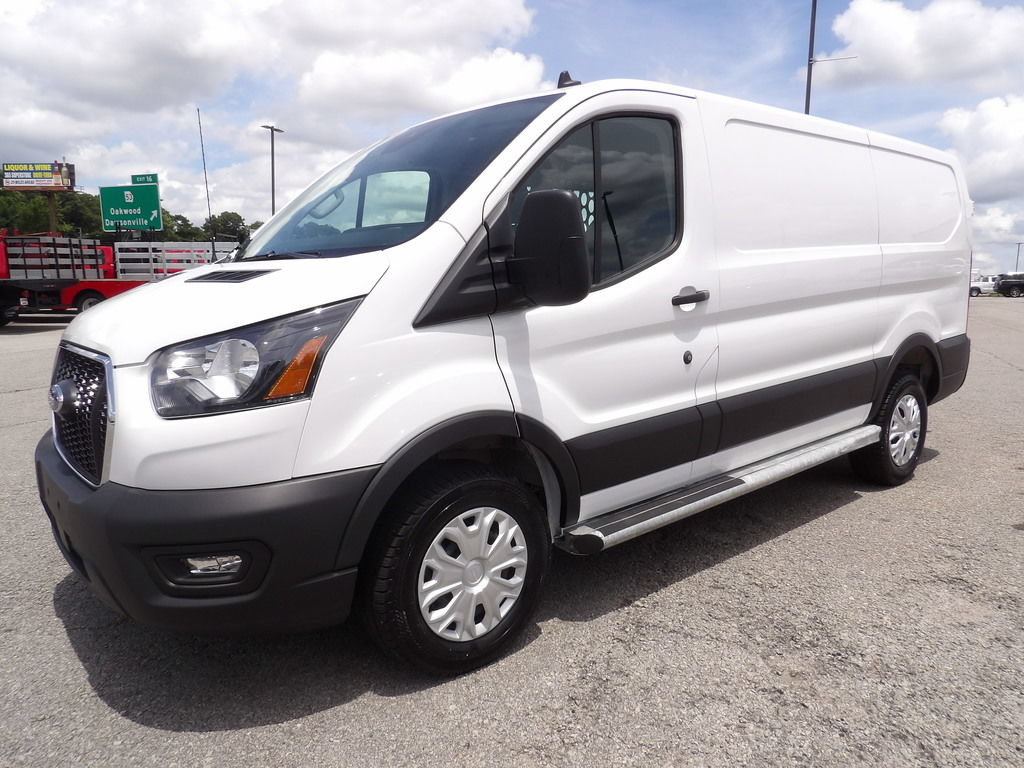 Used 2025 Ford Transit 250 Low Roof w/ Exterior Upgrade Package RWD image 3
