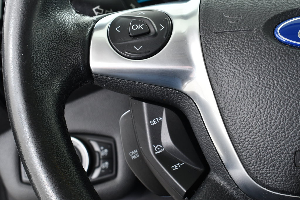 Used 2016 Ford Escape Titanium AWD/4WD image 33