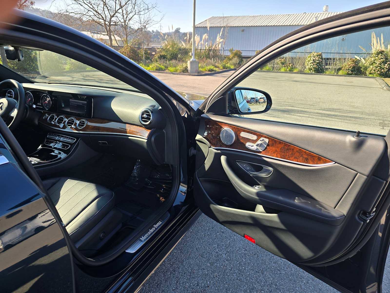 Used 2018 Mercedes-Benz E 300 E 300 image 12