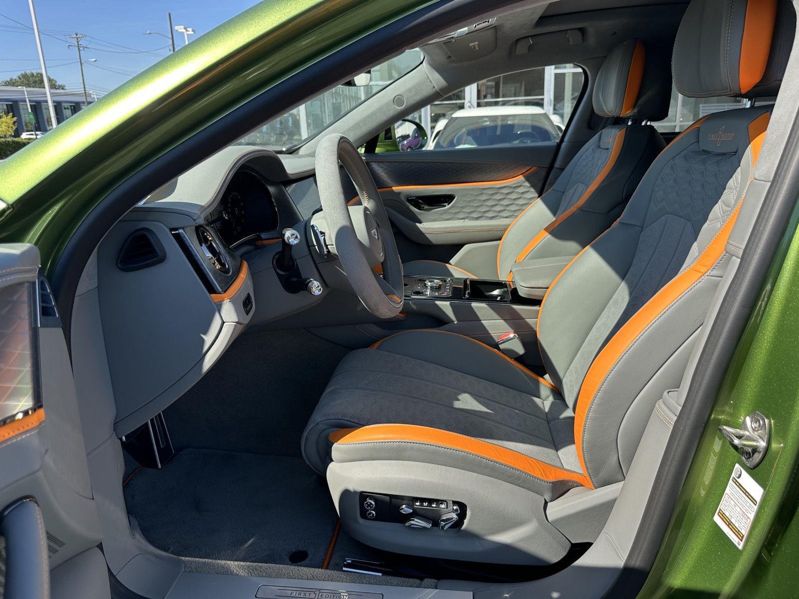 New 2025 Bentley Flying Spur Plug-In Hybrid AWD/4WD image 9