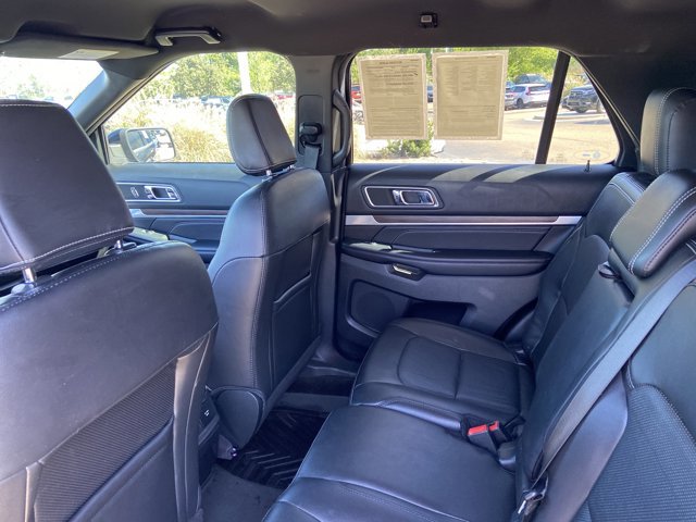 Used 2018 Ford Explorer Limited image 17