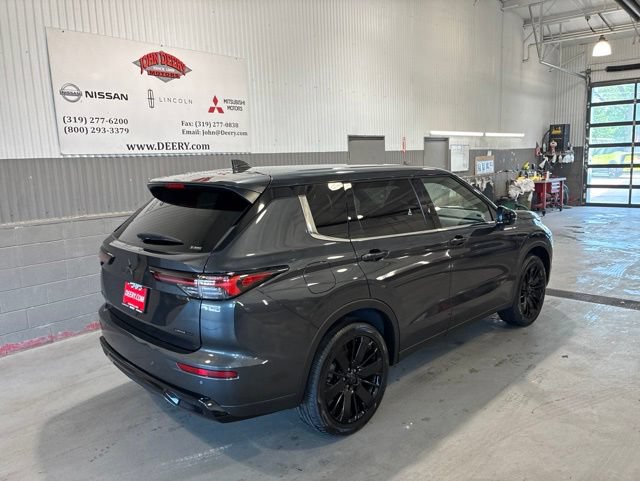 New 2026 Mitsubishi Outlander LE AWD/4WD image 3