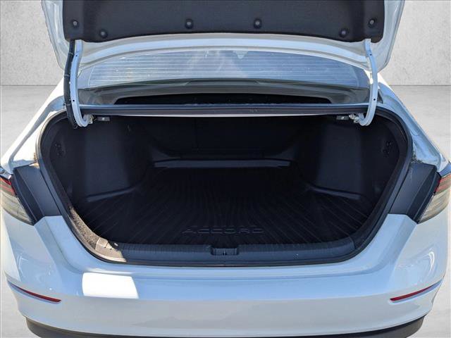 Used 2023 Honda Accord EX image 6