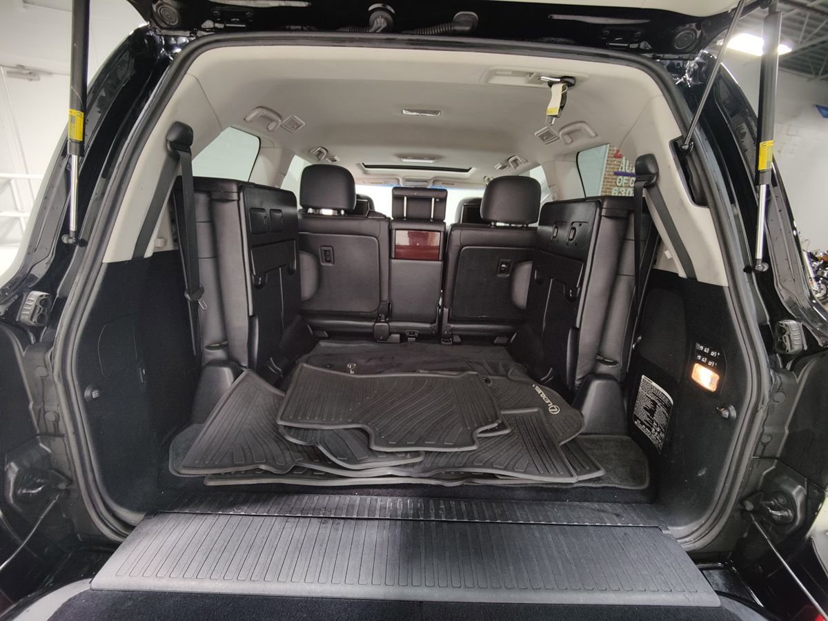 Used 2015 Lexus LX 570 4WD w/ Luxury Package image 9