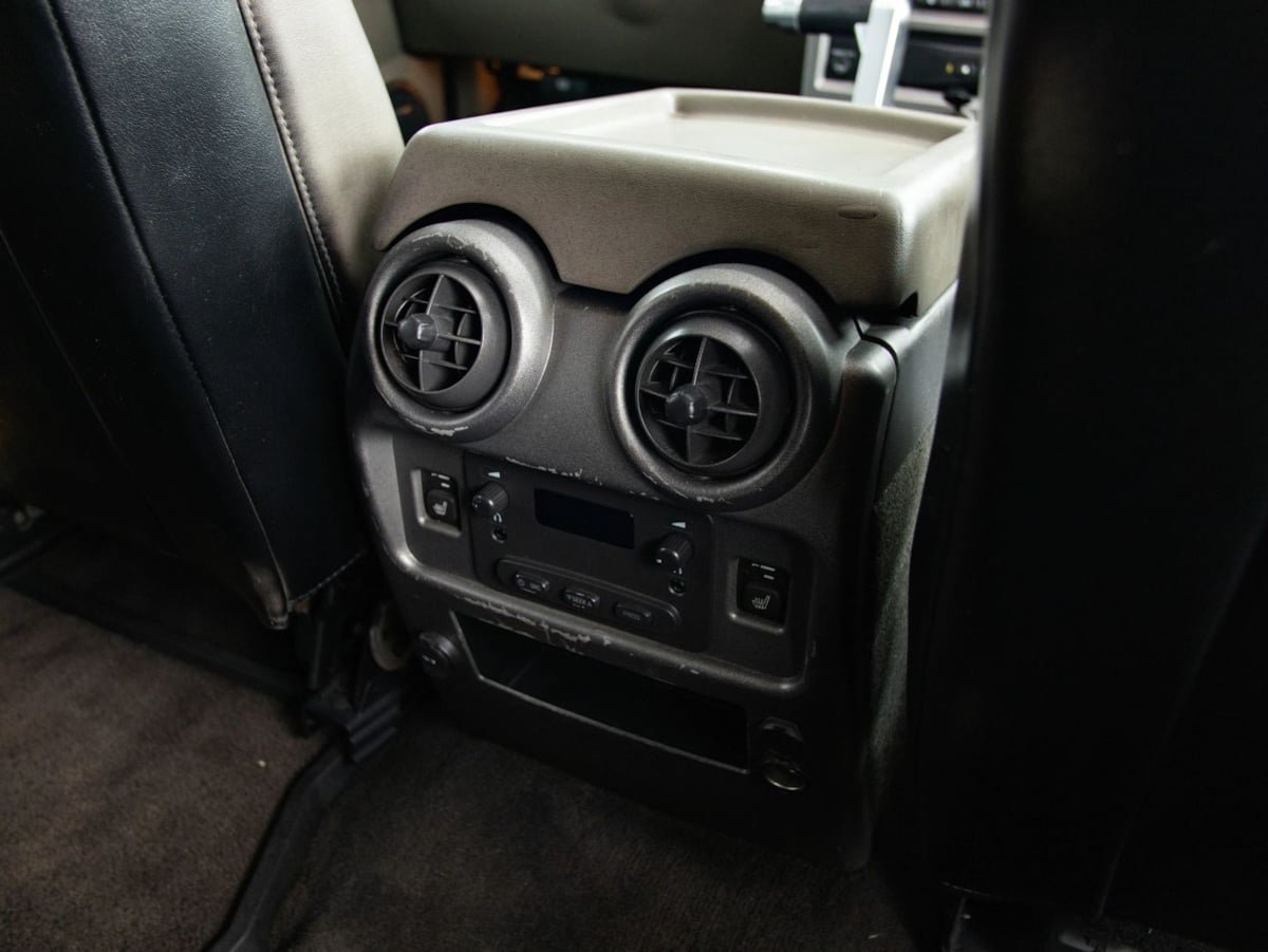 Used 2003 HUMMER H2 w/ Preferred Equipment Group AWD/4WD image 29