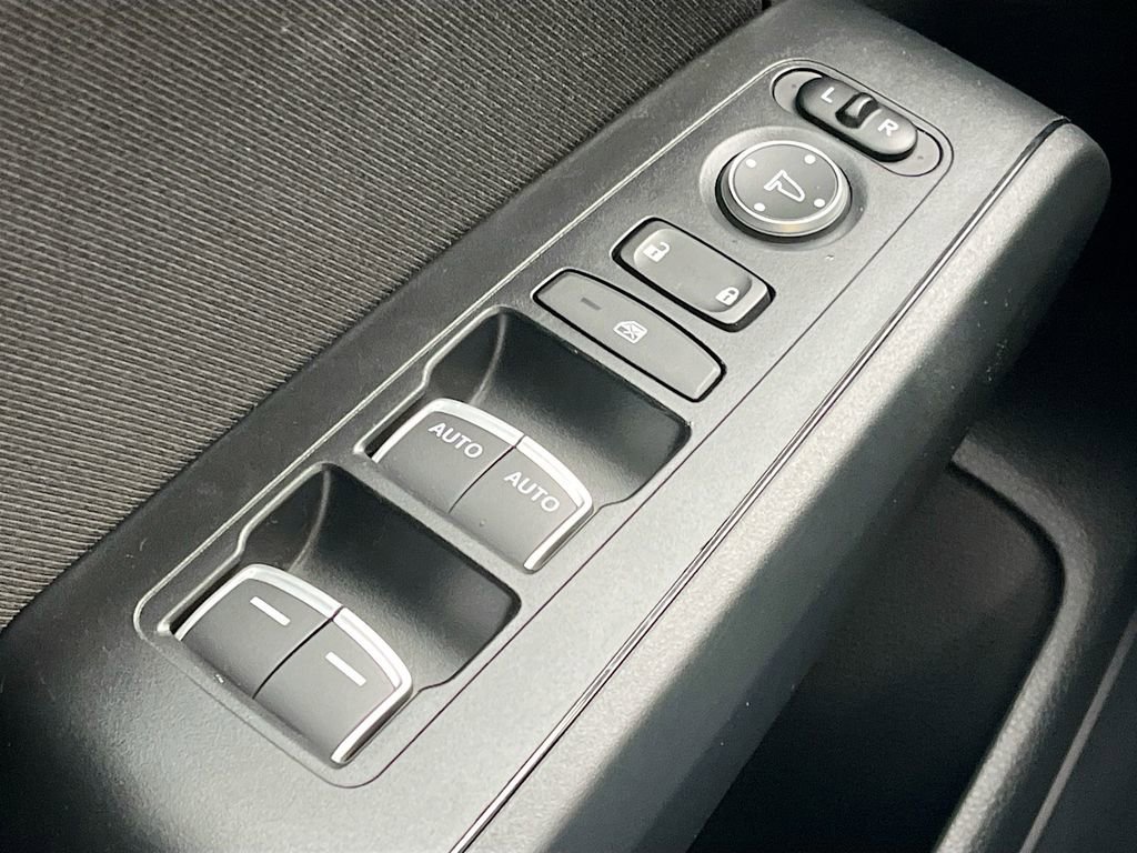 Used 2023 Honda Civic Sport image 17