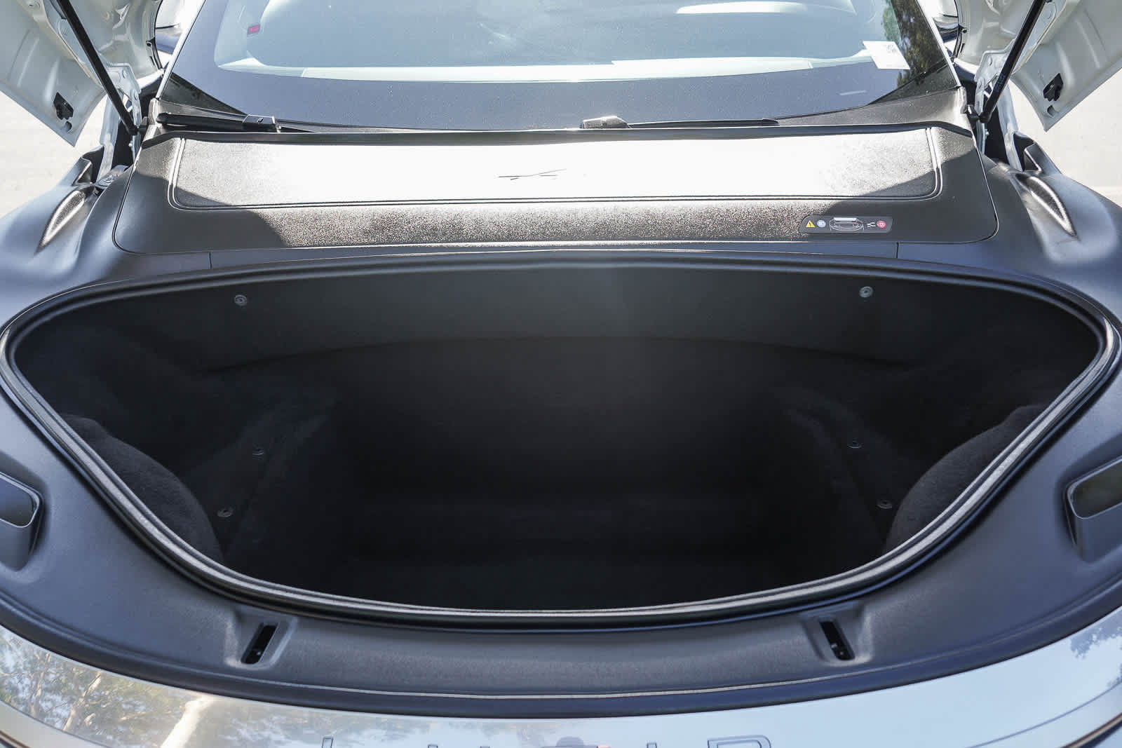 Used 2024 Lucid Air Pure RWD image 26