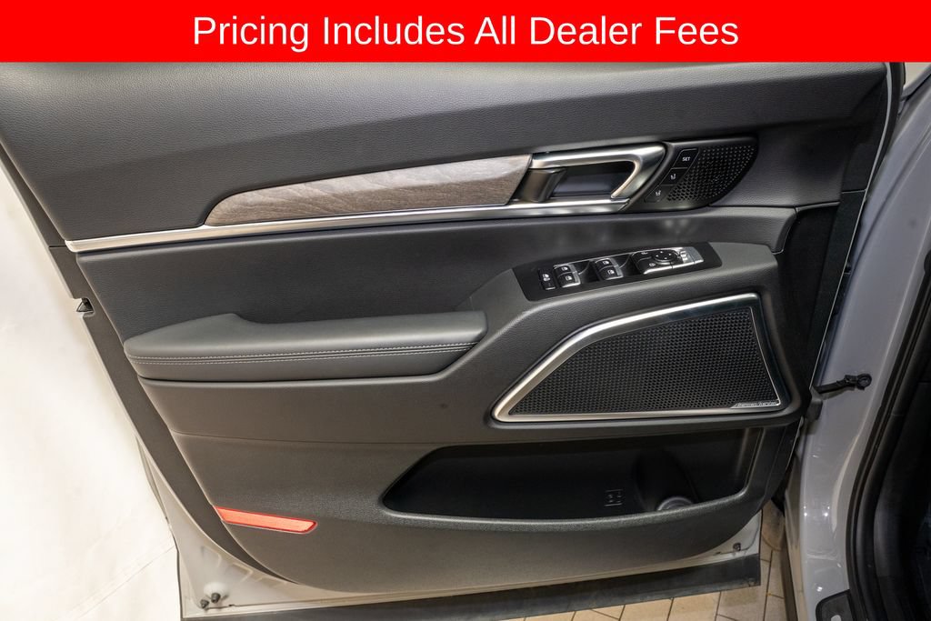 Used 2022 Kia Telluride SX w/ SX Prestige Package AWD/4WD image 15